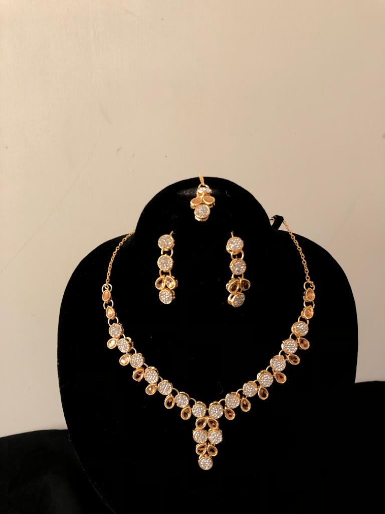 Champagne Spherical Necklace Set (Article no: 1090)