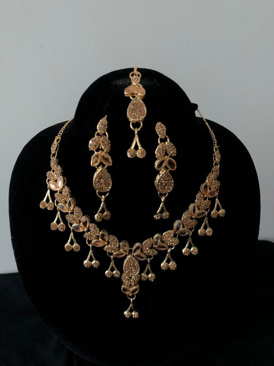 Gold Cherry Necklace Set (Article no: 1089)