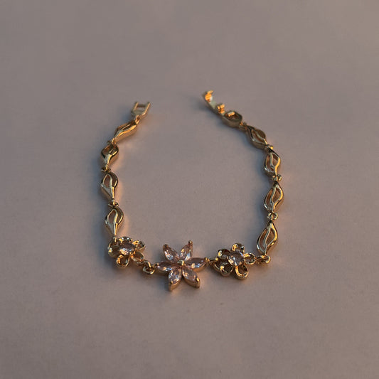 Classic Floral Gold-Plated Bracelet (Article no: 1007)